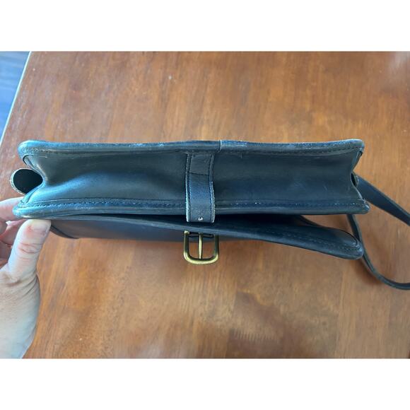 Vintage Coach 9585 Saddle Pouch Black Leather Crossbody NYC Made 1970s Brass - Picture 11 of 15